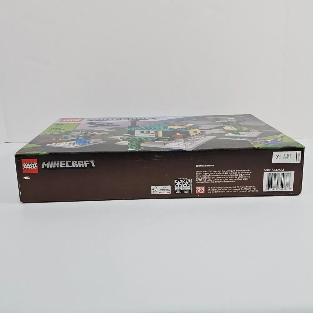 LEGO Minecraft 21173 The Sky Tower Building Set 565 Pcs Retired New!